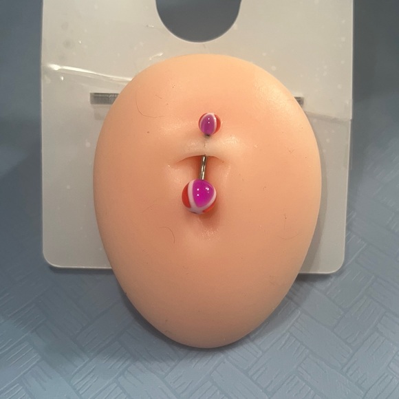 Bellybutton ring - Picture 1 of 1